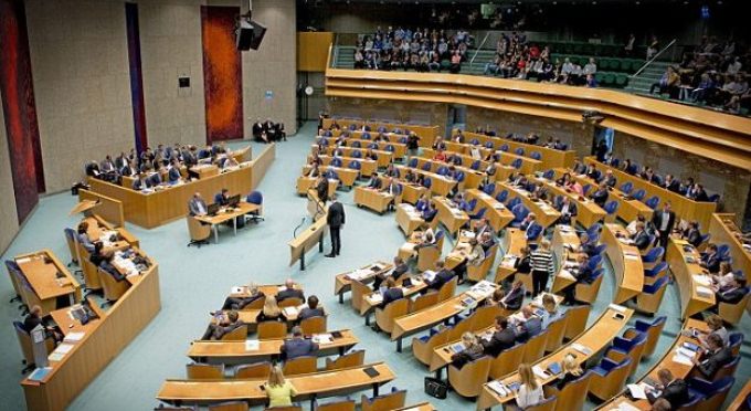 Holanda i thote jo Shqiperise: Parlamenti voton kunder hapjes se negociatave ne 2019